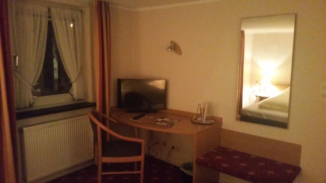 Land-Gut Hotel Zur Bruecke Garni Drolshagen Exterior photo