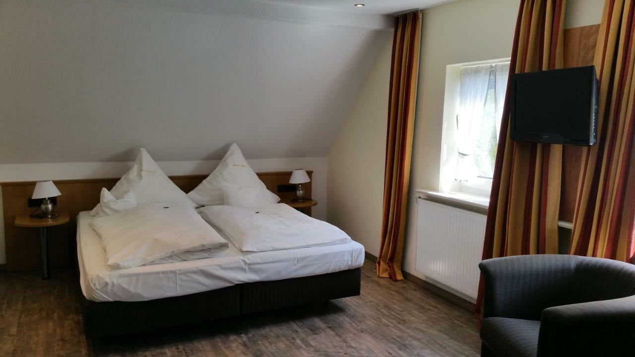 Land-Gut Hotel Zur Bruecke Garni Drolshagen Exterior photo