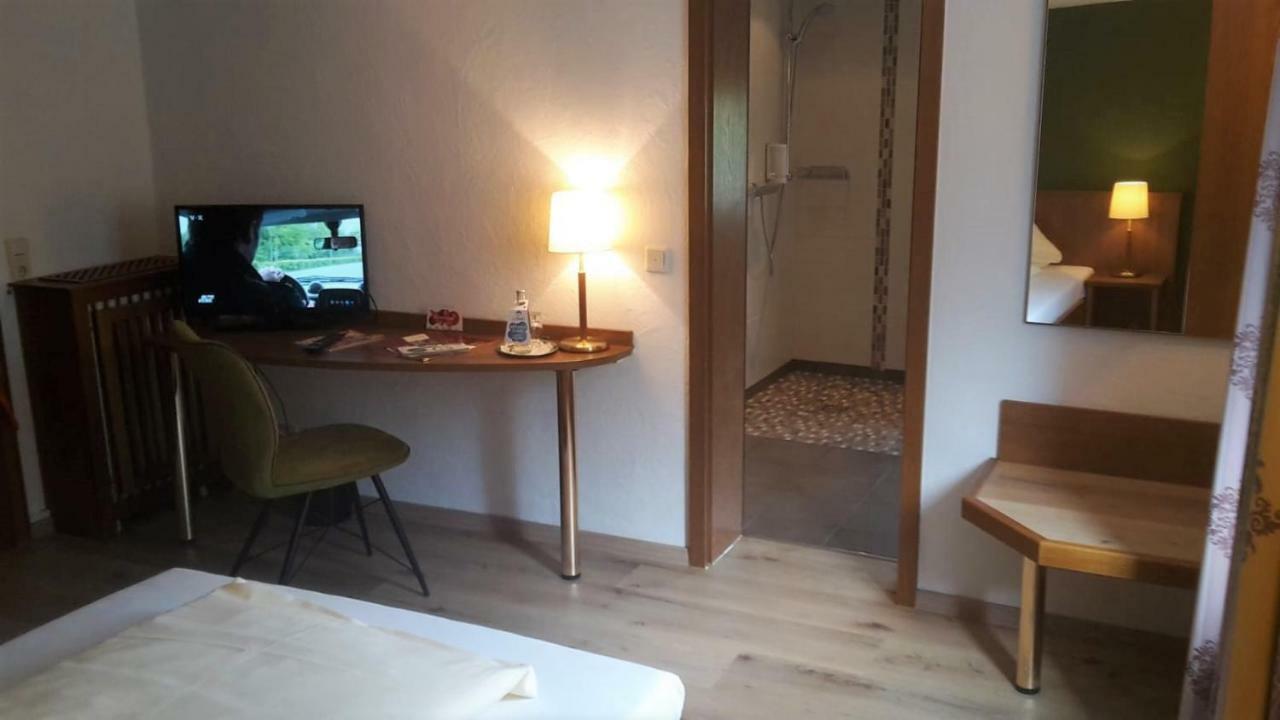 Land-Gut Hotel Zur Bruecke Garni Drolshagen Exterior photo