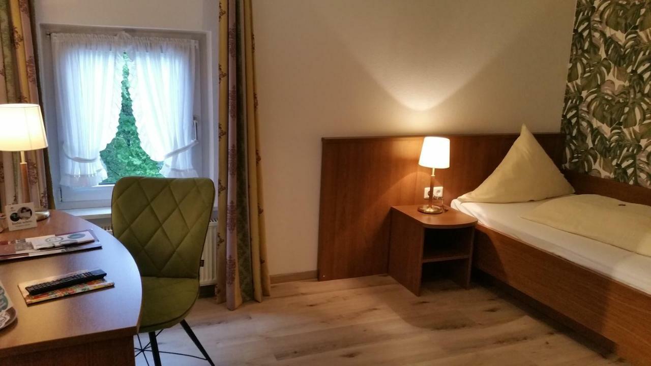Land-Gut Hotel Zur Bruecke Garni Drolshagen Exterior photo